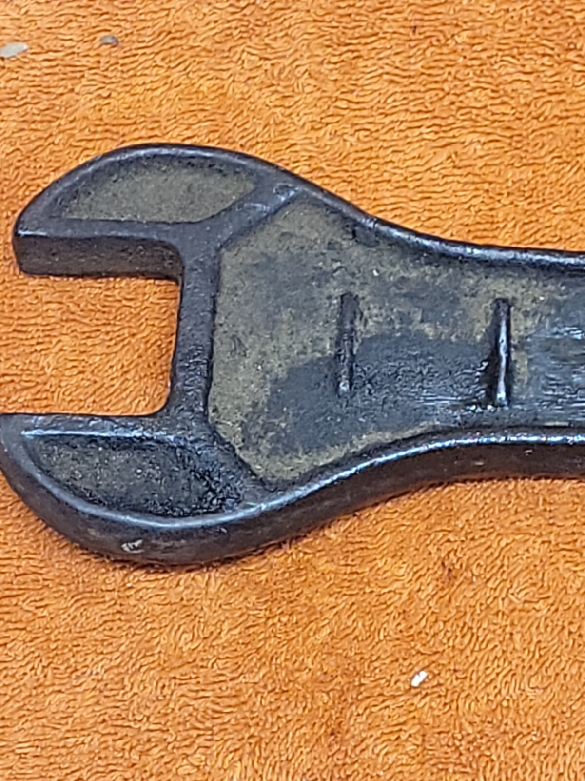 H•Vintage 14″ La Crosse Plow Co. K29 Wrench- Back Side Ruler Marked – Nice