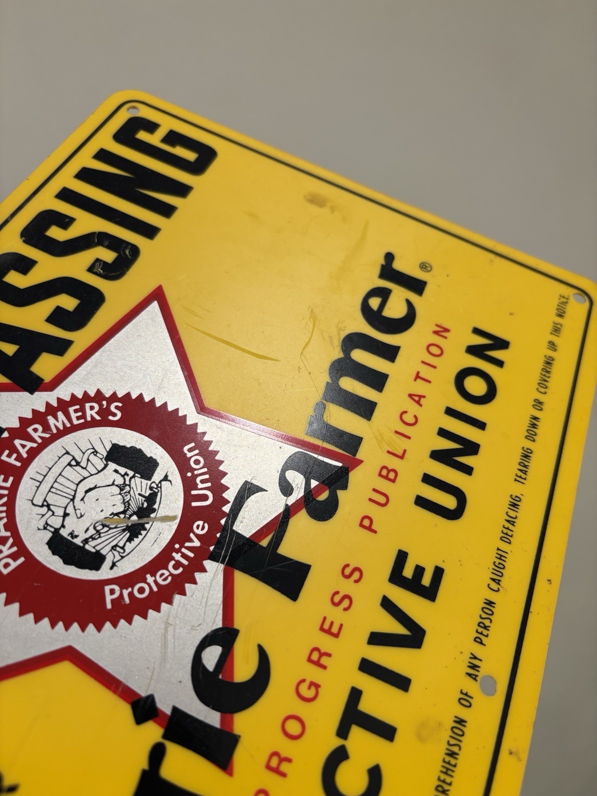 Vintage PRAIRIE FARMER PROTECTIVE UNION No Trespassing Sign 12″x8″ Plastic