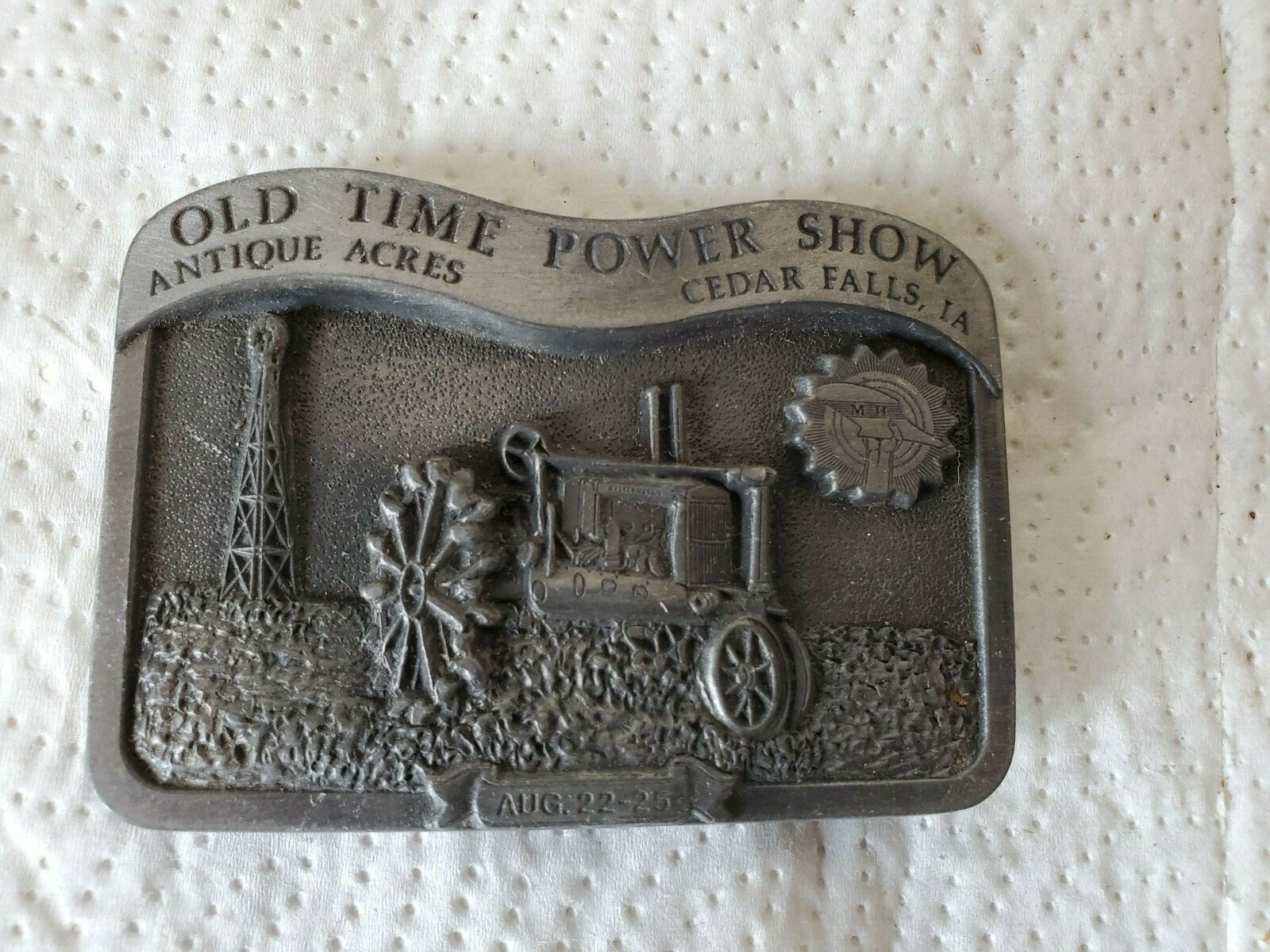 metal belt buckle power show antique acres cedar falls iowa 1991 harris
