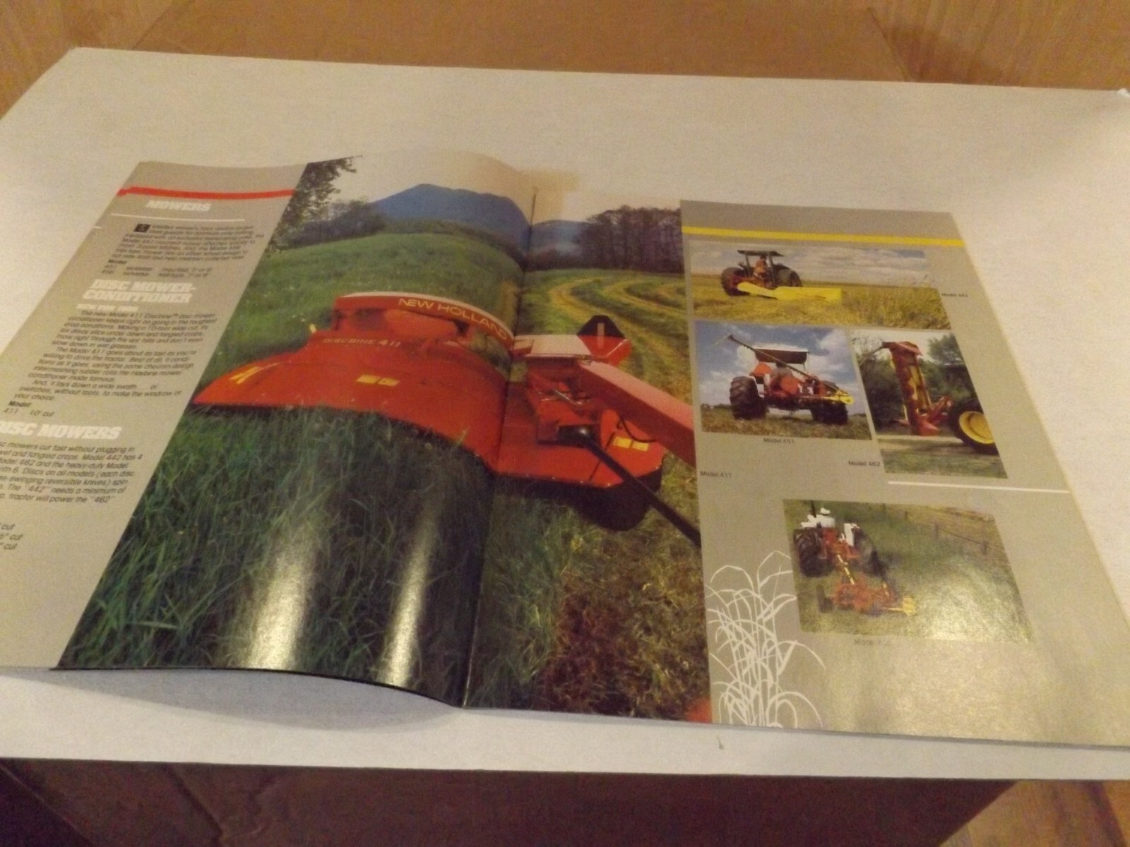 SPERRY NEW HOLLAND EQUIPMENT BUYER’S GUIDE 85, LIT # 123