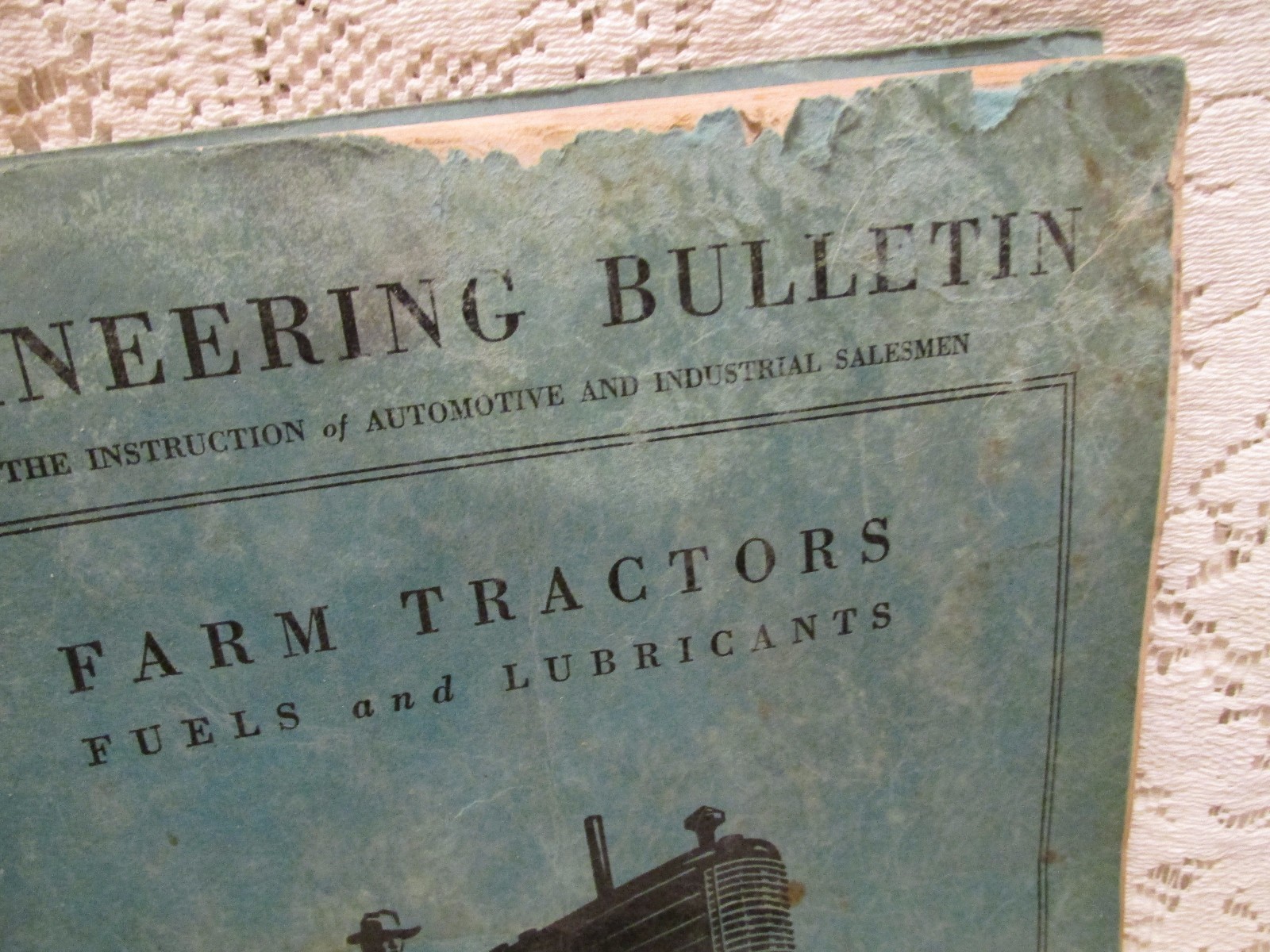 Vintage Engineering Bulletin “Farm Tractors Lubricants” Standard Oil
