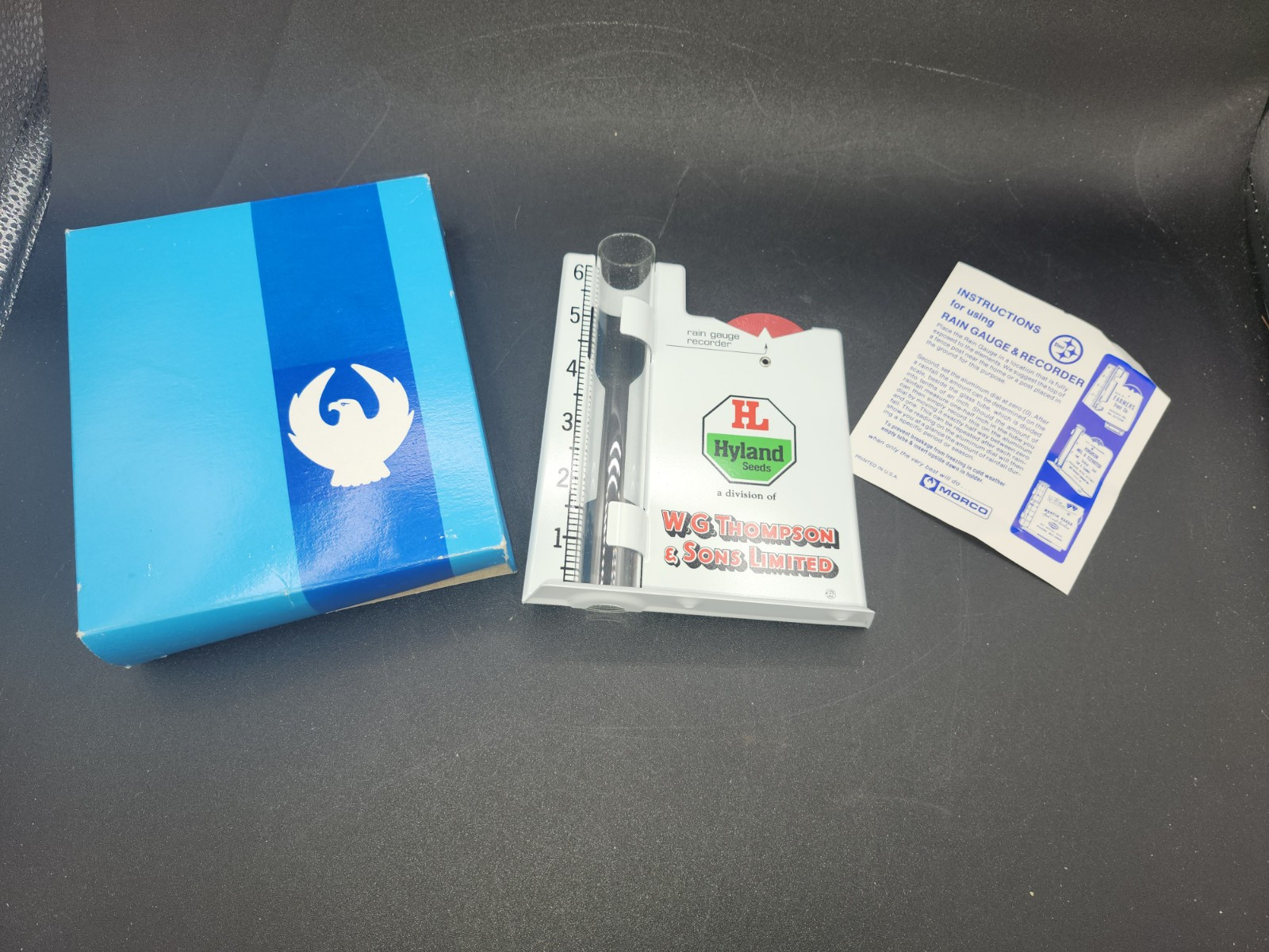 NOS VINTAGE 80s HYLAND SEEDS MORCO METAL RAIN GAUGE USA NEW IN BOX 6.5 X 5.5 In