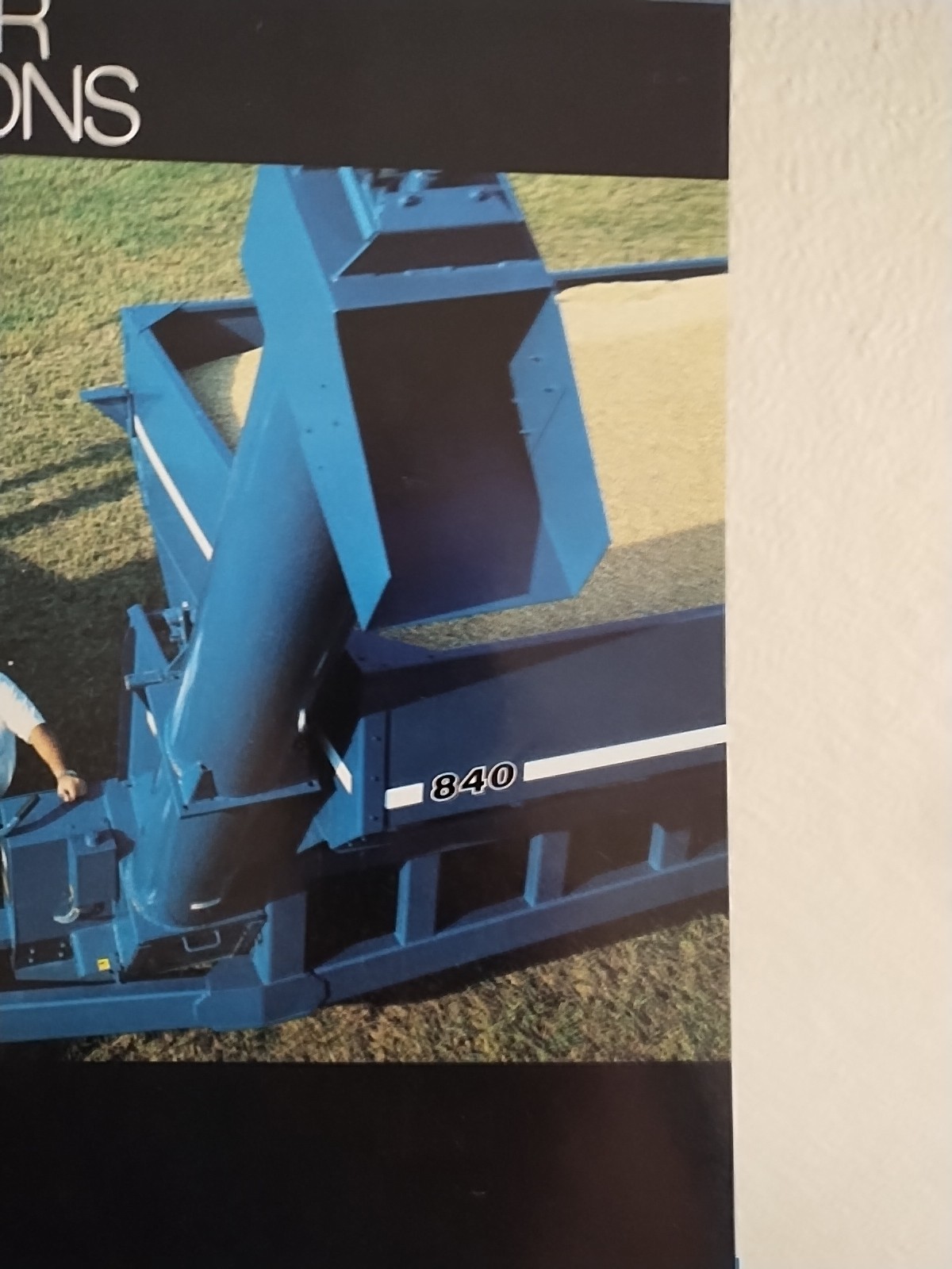 1987 Kinze Auger Wagon 440 840 1240 Brochure Williamsburg IA 640 Fold Out Poster