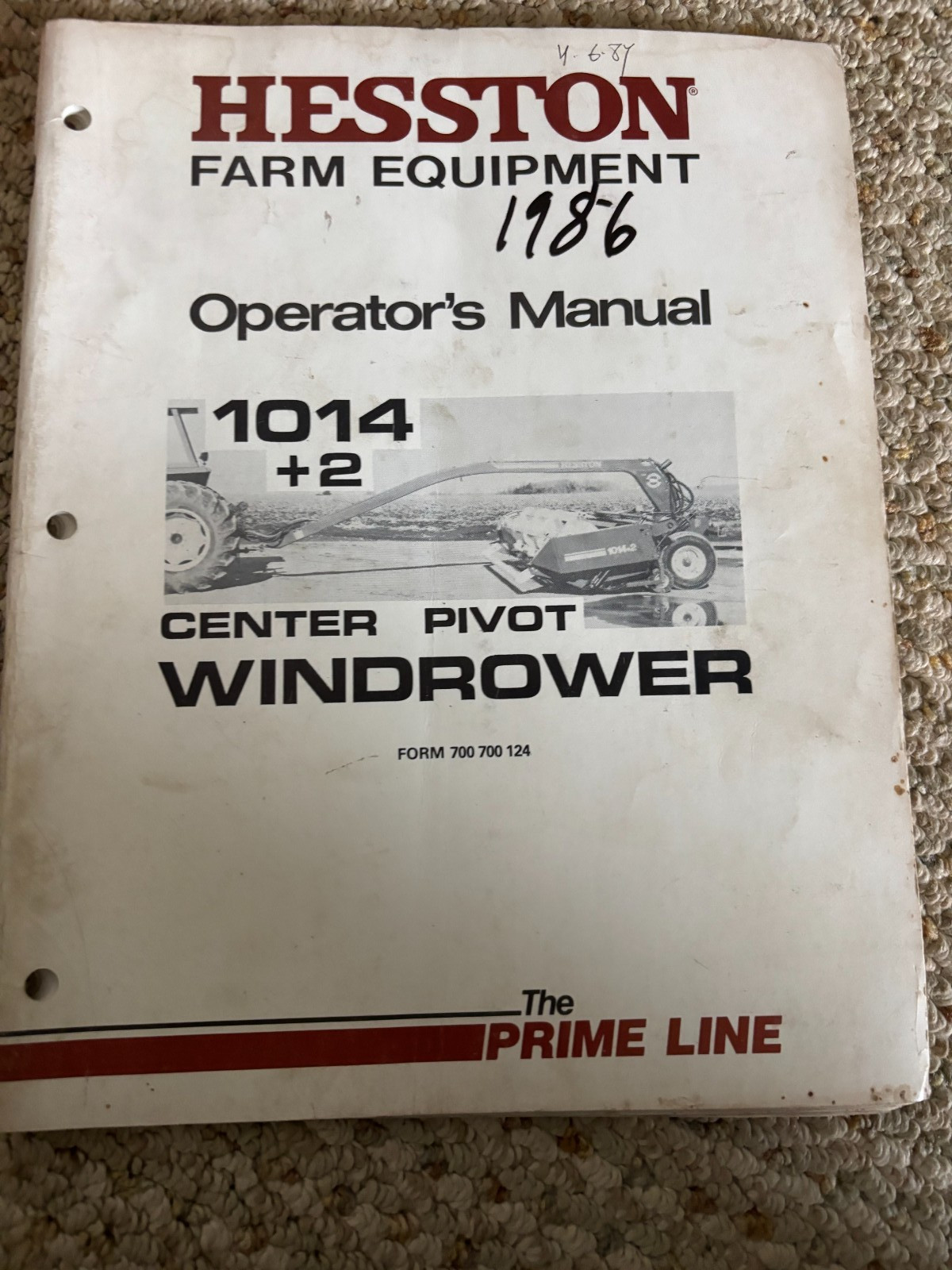 Hesston 1014 +2 Center Pivot Windrow Haybine Operator’s Manual AMIL26